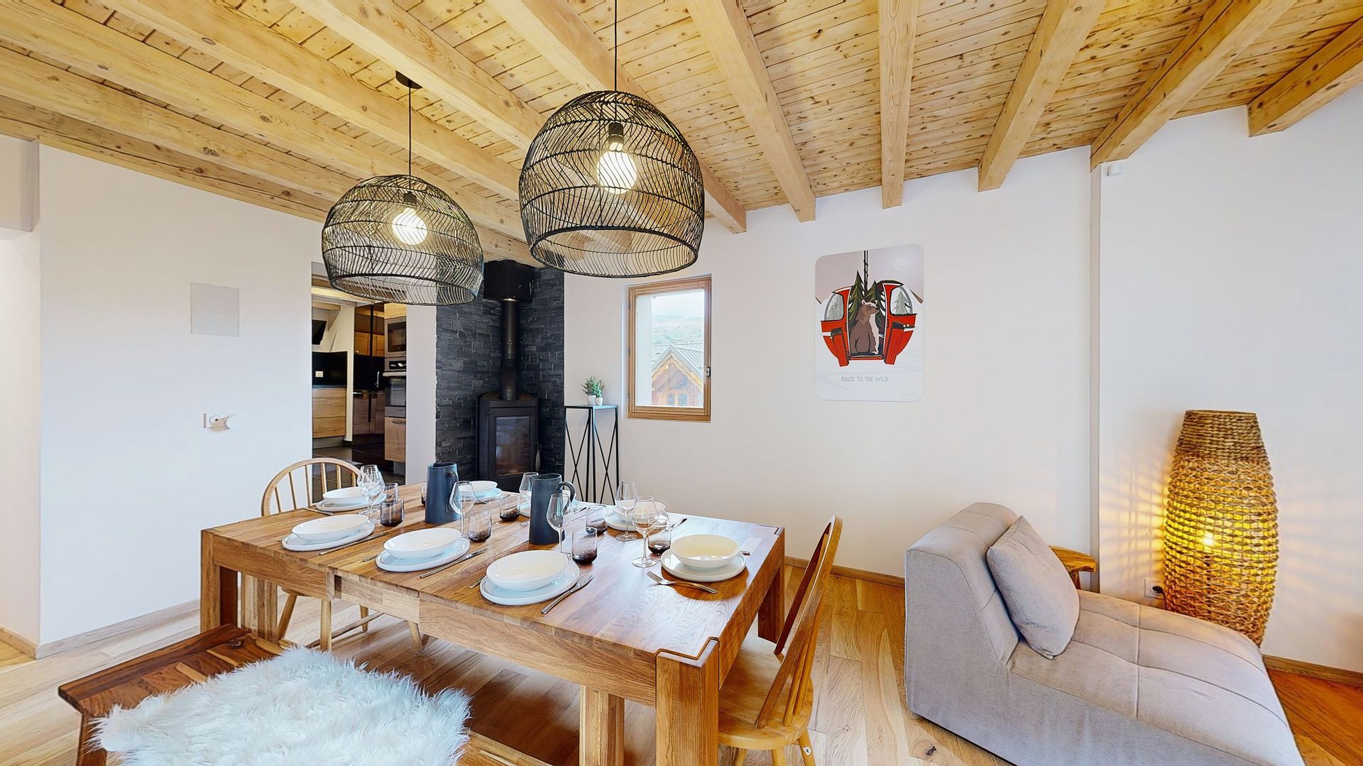 Repas au coin du feu chalet Tarentaise